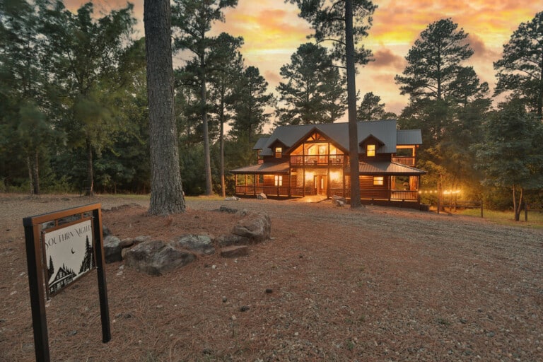 Southern Nights cabin in Broken Bow, Oklahoma