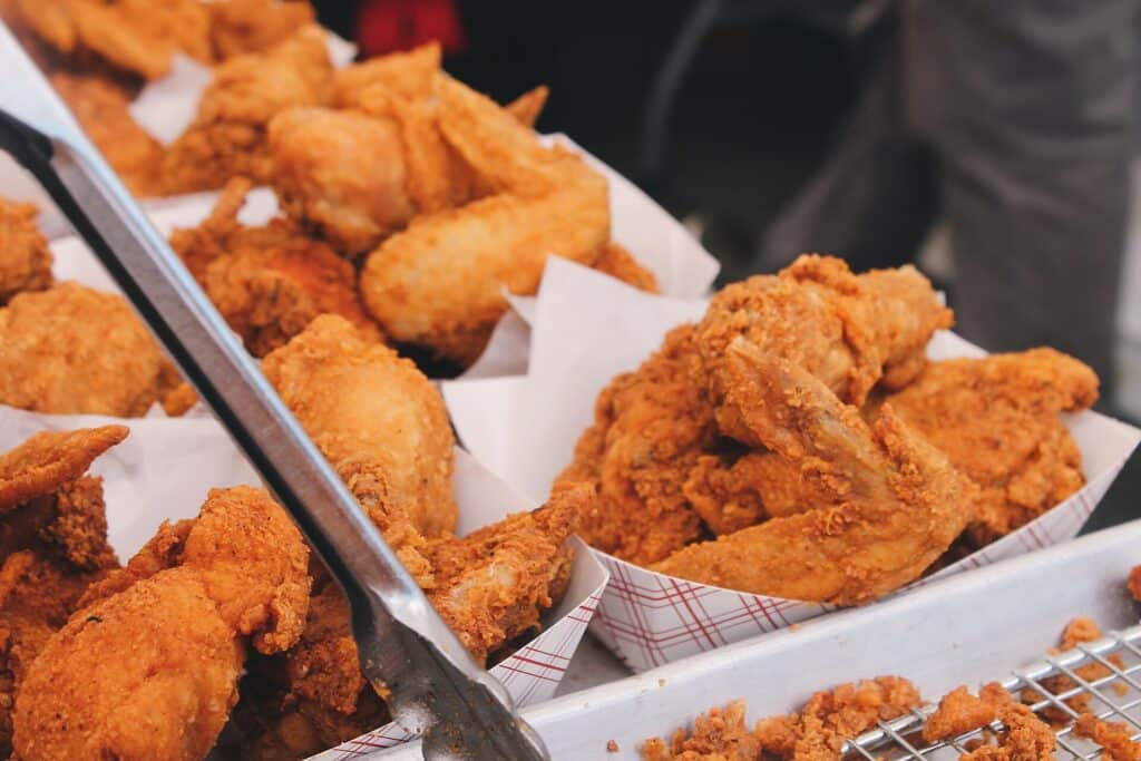 Basket of crispy Southern fried chicken, a comfort-food favorite near Hochatown, Oklahoma